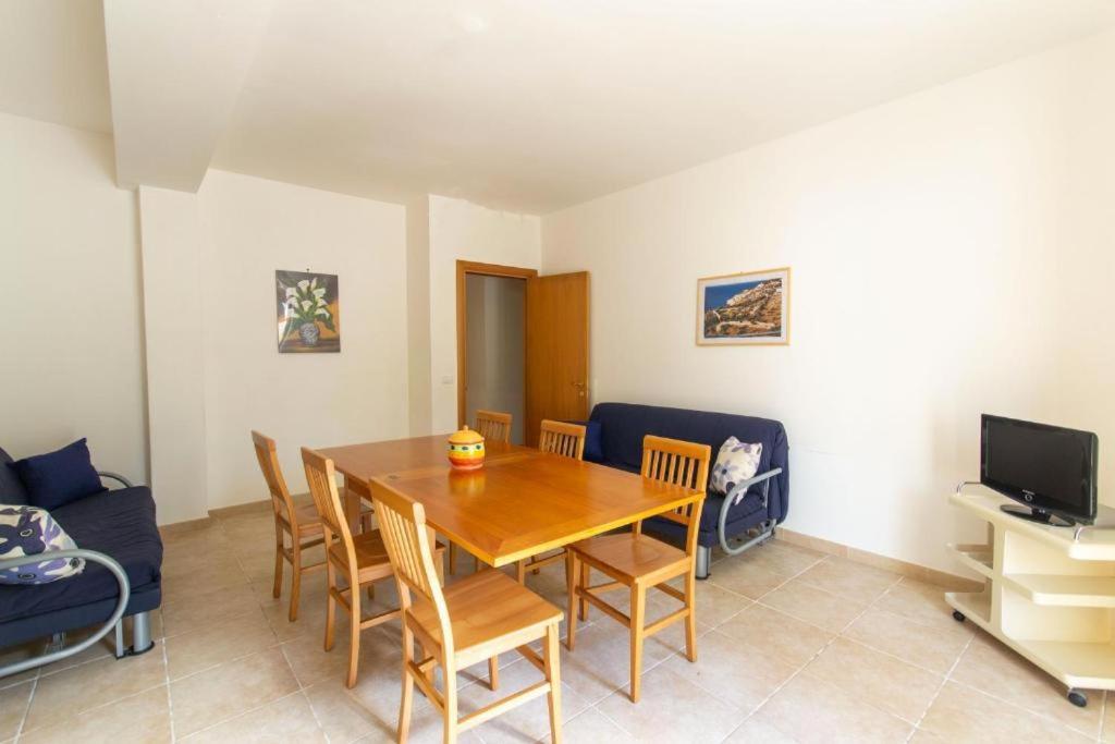 Blue Area Apartments - Fromhometosalento Torre dell'Orso Luaran gambar