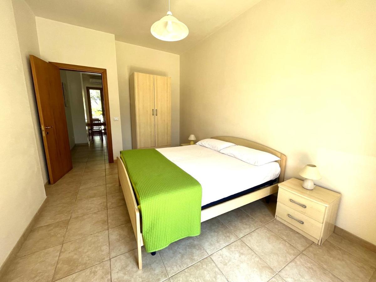 Blue Area Apartments - Fromhometosalento Torre dell'Orso Luaran gambar