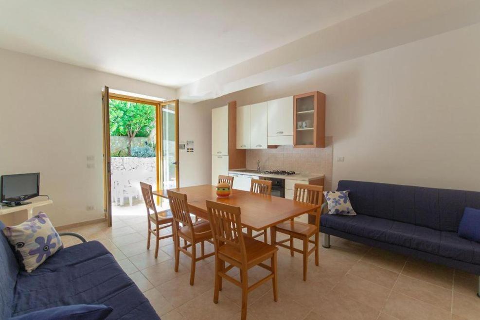 Blue Area Apartments - Fromhometosalento Torre dell'Orso Luaran gambar